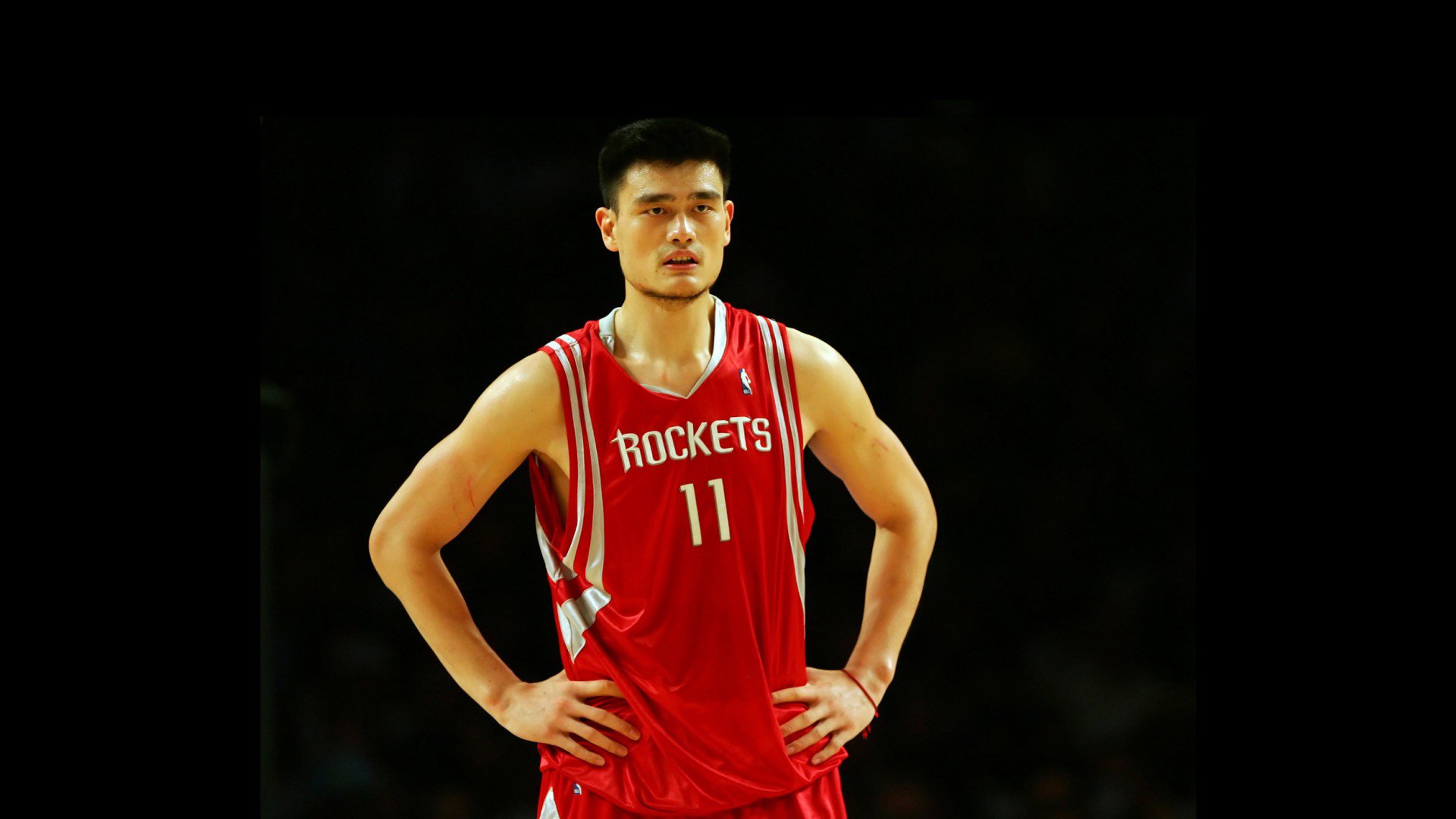 爱游戏官方入口-球员身体素质受到赛后点赞，实力高超，nba球员的身体素质